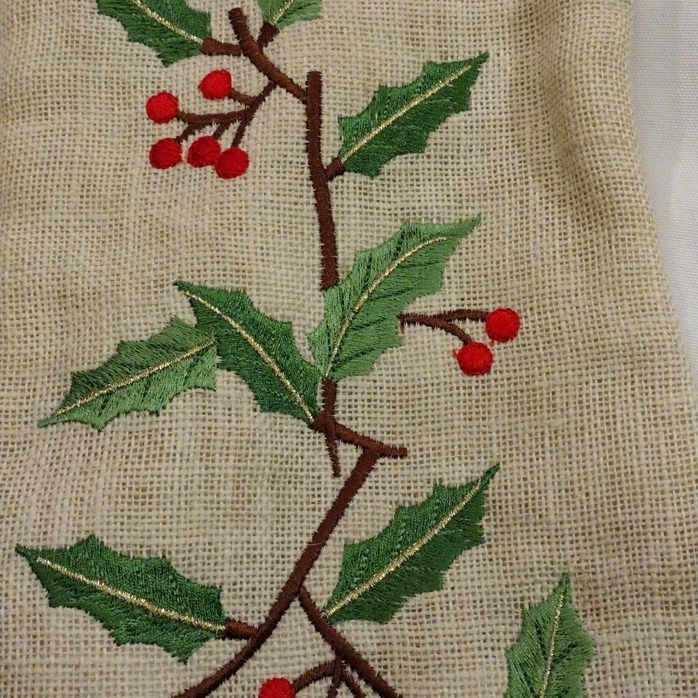 Embroidered stocking  - Picture 4 of 4
